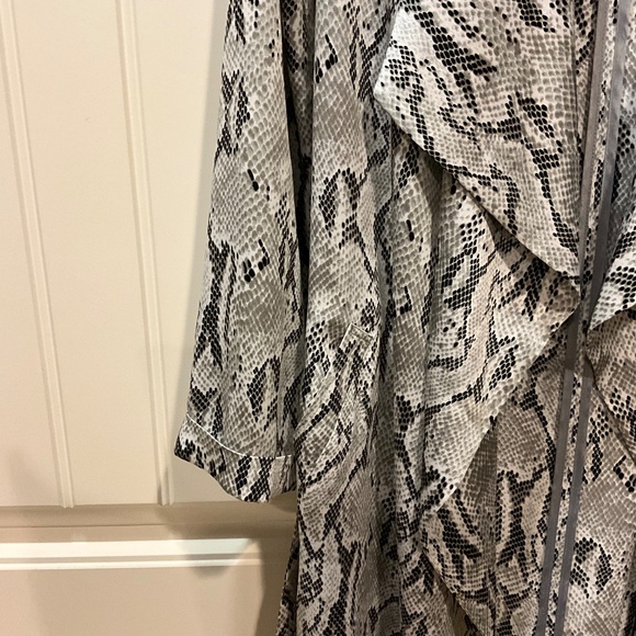 Snake print cardigan/duster - Picture 4 of 9
